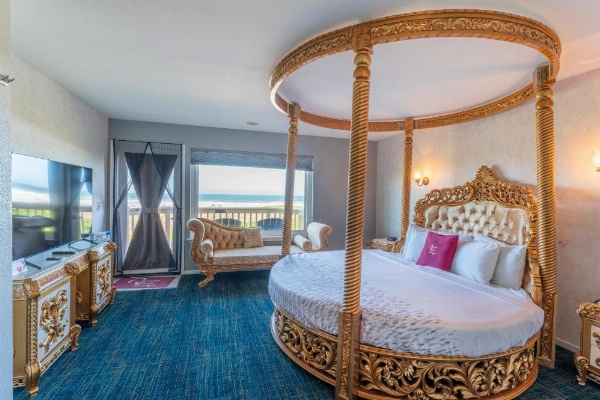 Ocean View Lodge image 27