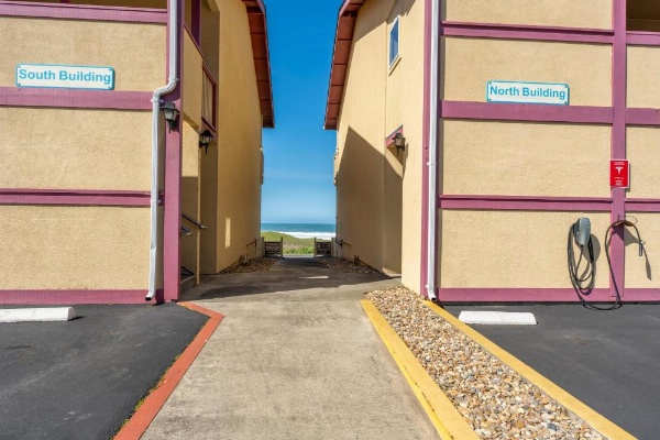 Ocean View Lodge image 32